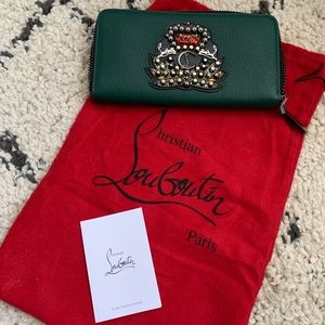 AUTHENTIC NEW Christian Louboutin Green Zip Wallet